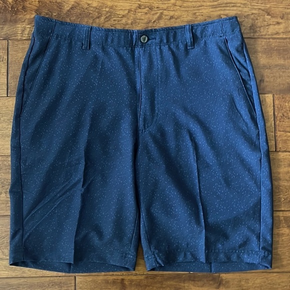 NWT Pebble Beach Men Dry Luxe Performance Silver Shorts Size 36 - Picture 2 of 10